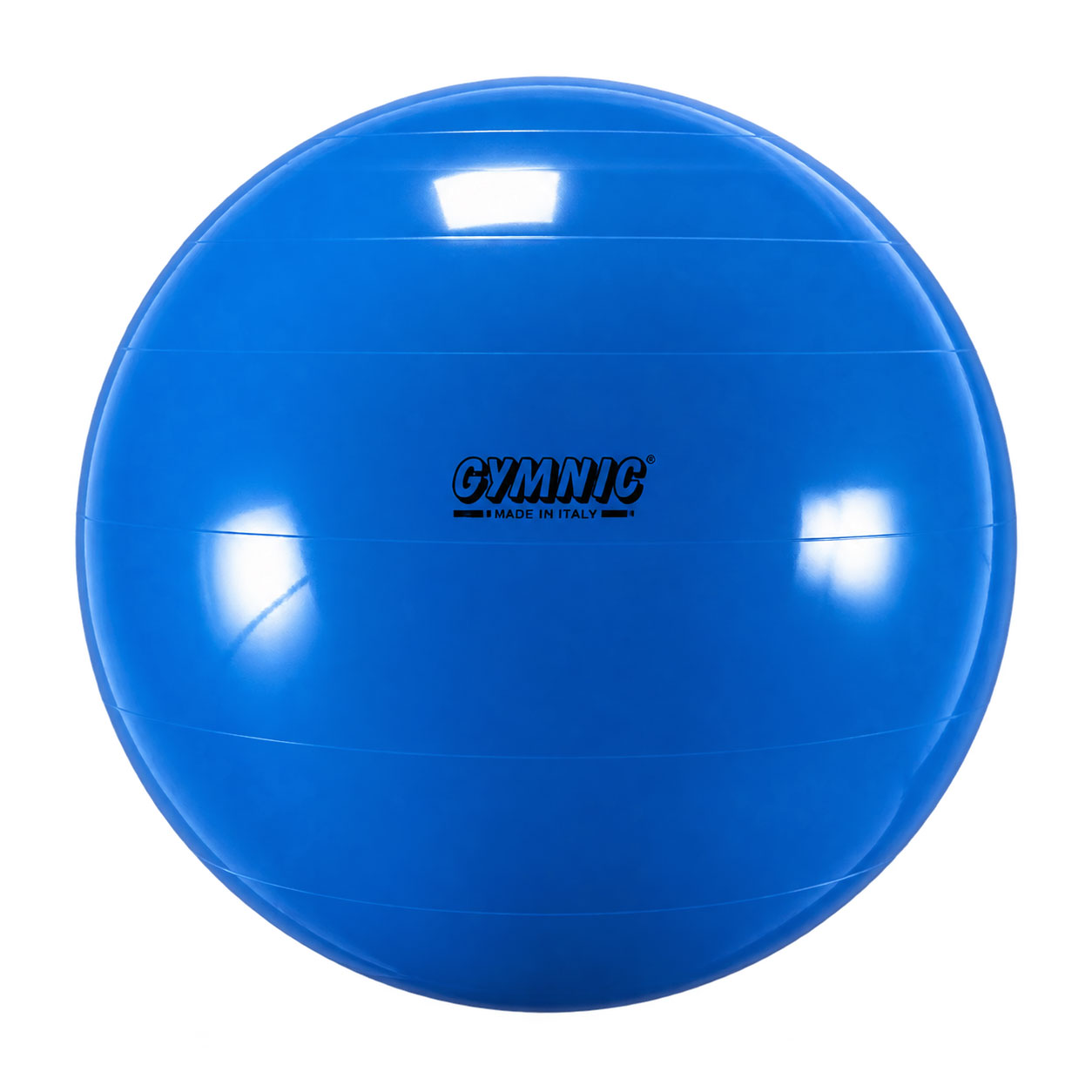 Ein blauer Gymnastikball aus Kunststoff ist im Vordergrund zu sehen. Er hat eine glänzende Oberfläche mit dem schwarzen Logo -GYMNIC- und der Aufschrift -MADE IN ITALY-. Der Hintergrund ist einfach und hell.