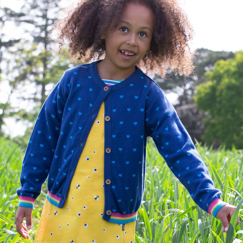 Strickjacke Herzen Regenbogen