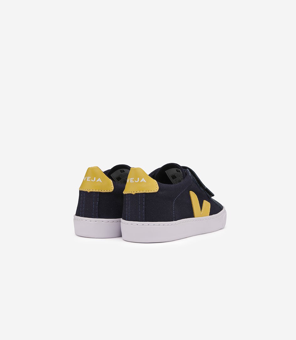 Veja Sneaker Nautico