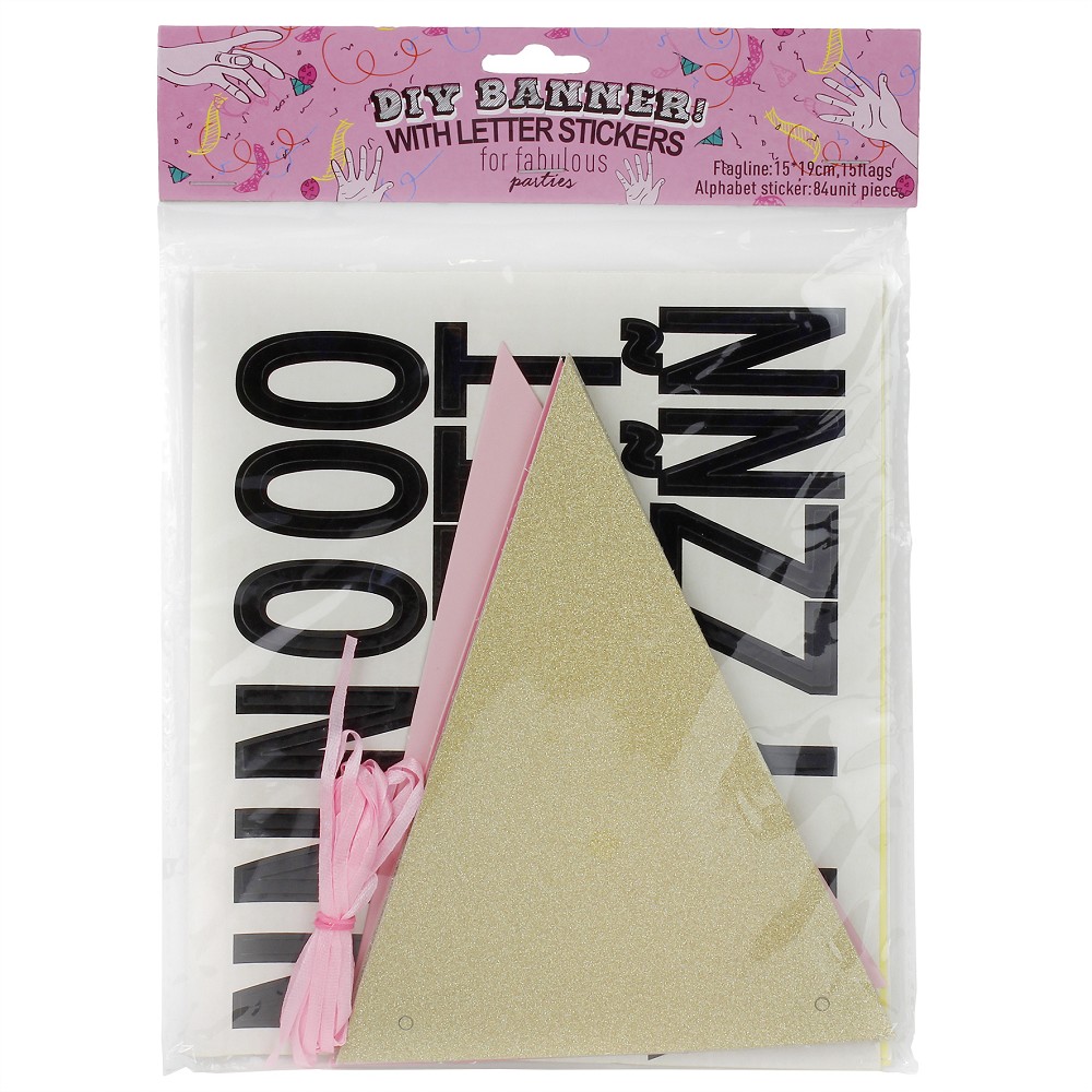 DIY-Girlande mit Klebebuchstaben pink