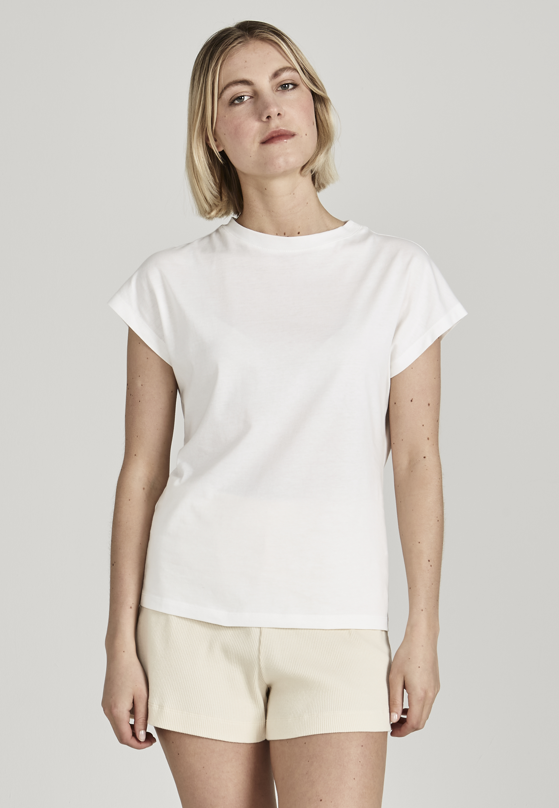 T-Shirt Laila White