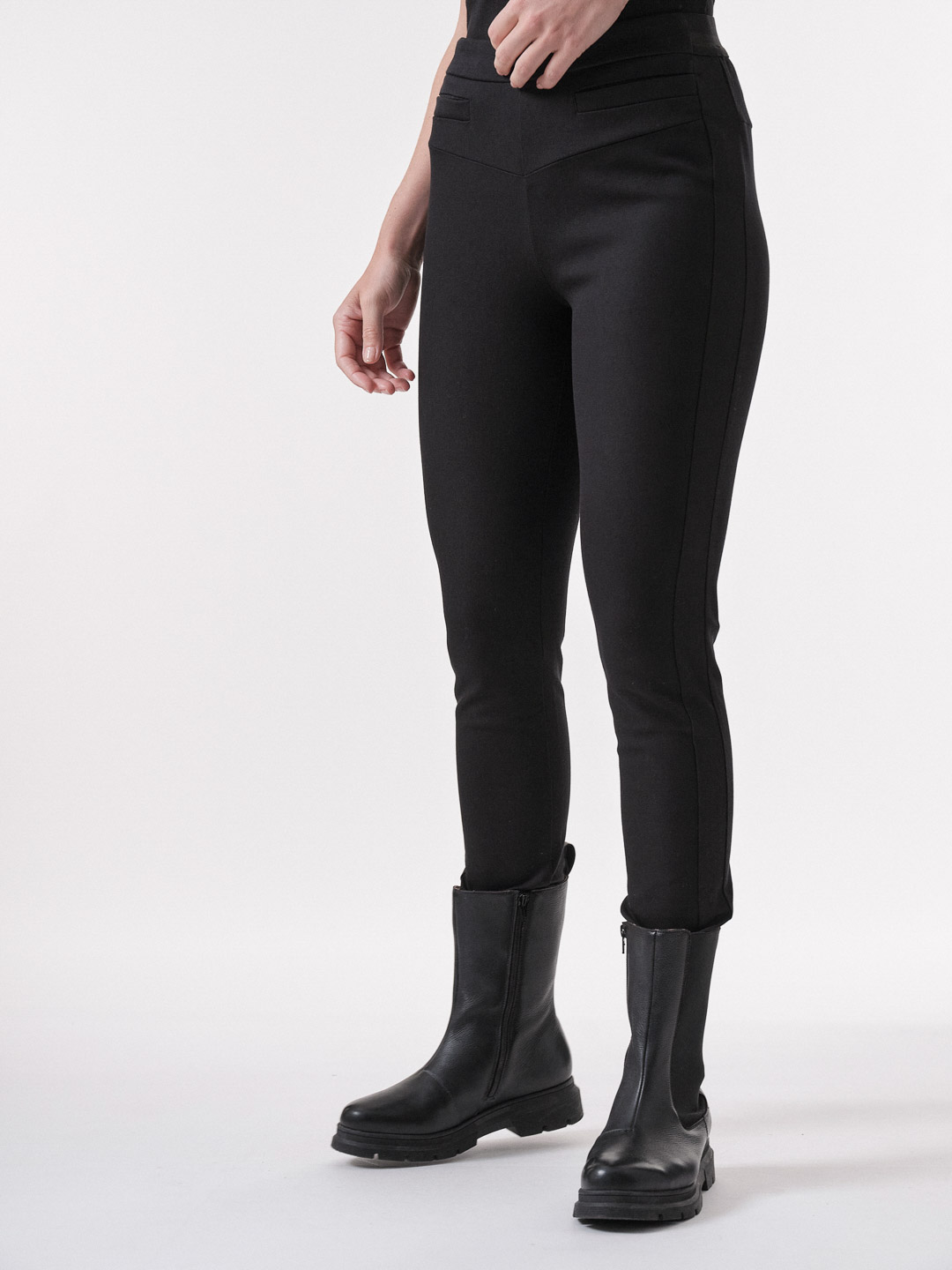 Bequeme Slim-Fit Hose für Damen black