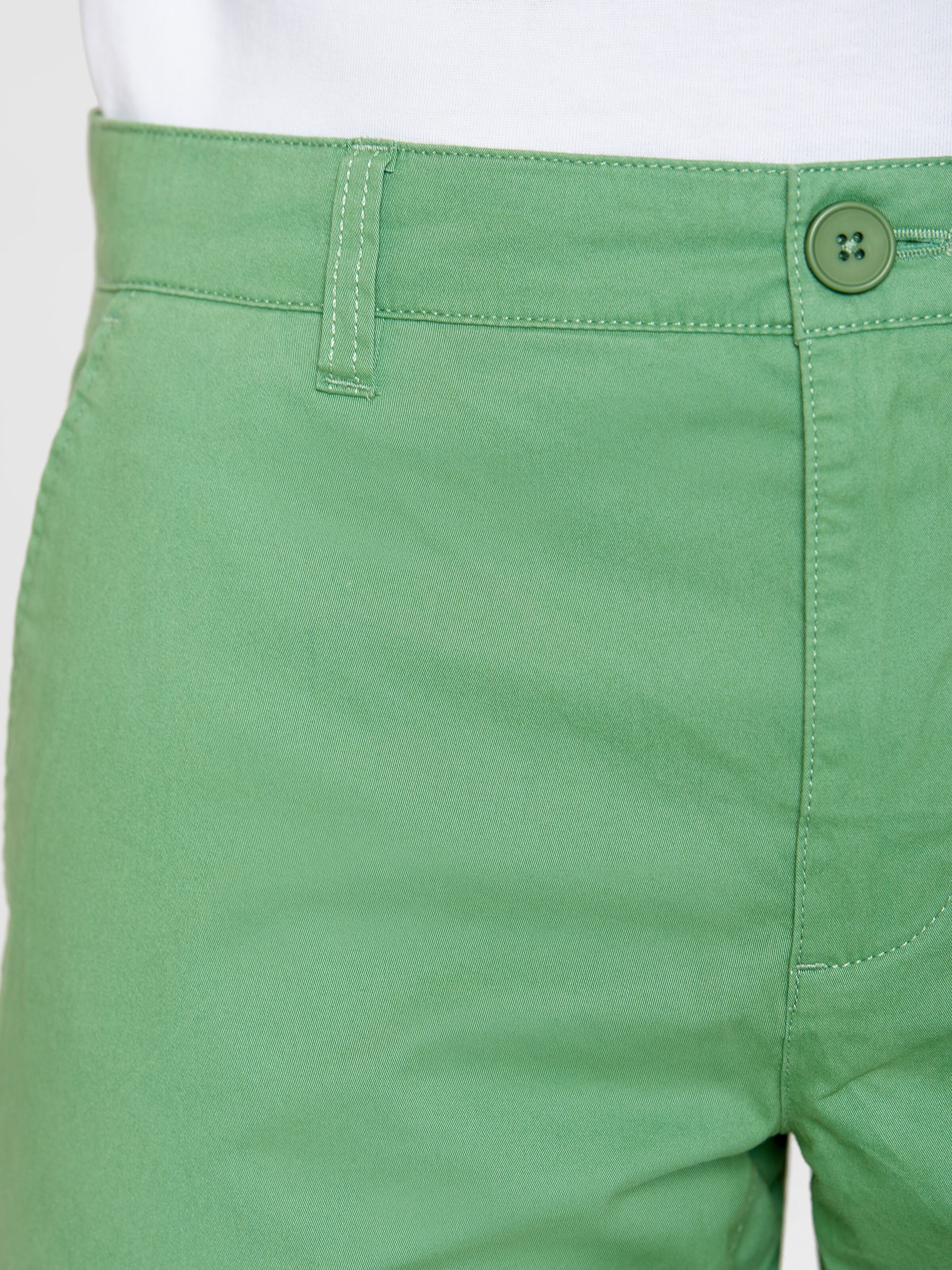 Leichte Chino-Shorts CHUCK Shale Green