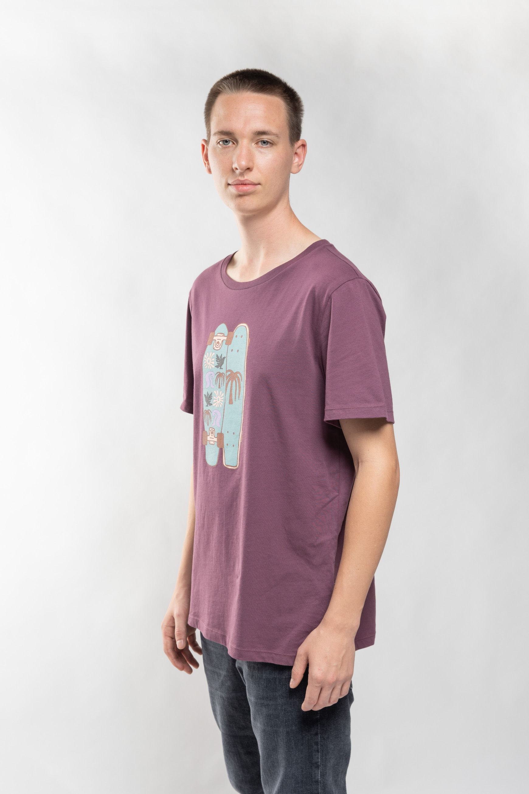T-Shirt Julian Skateboard feige