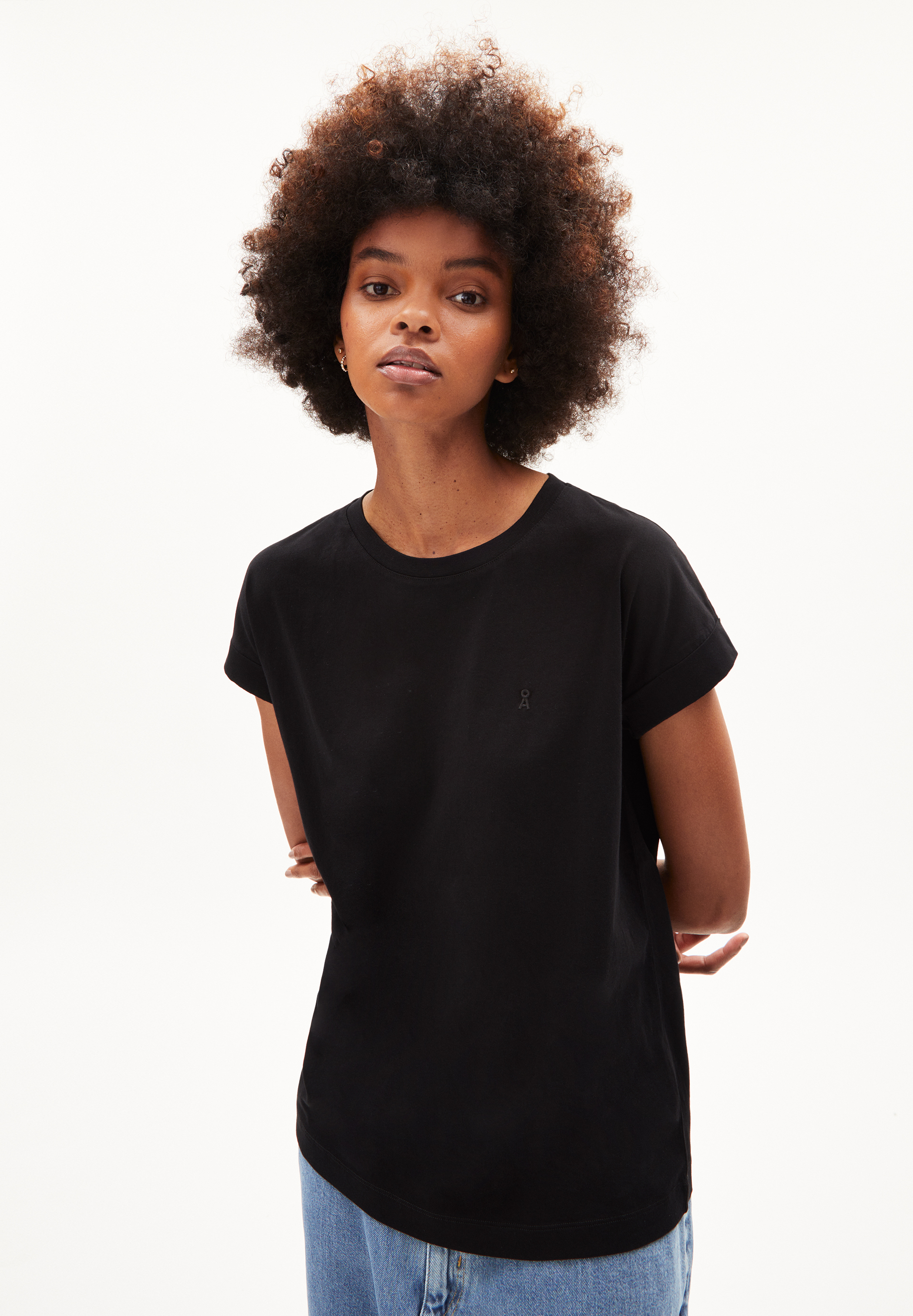 Basic Damen-Shirt IDAARA black