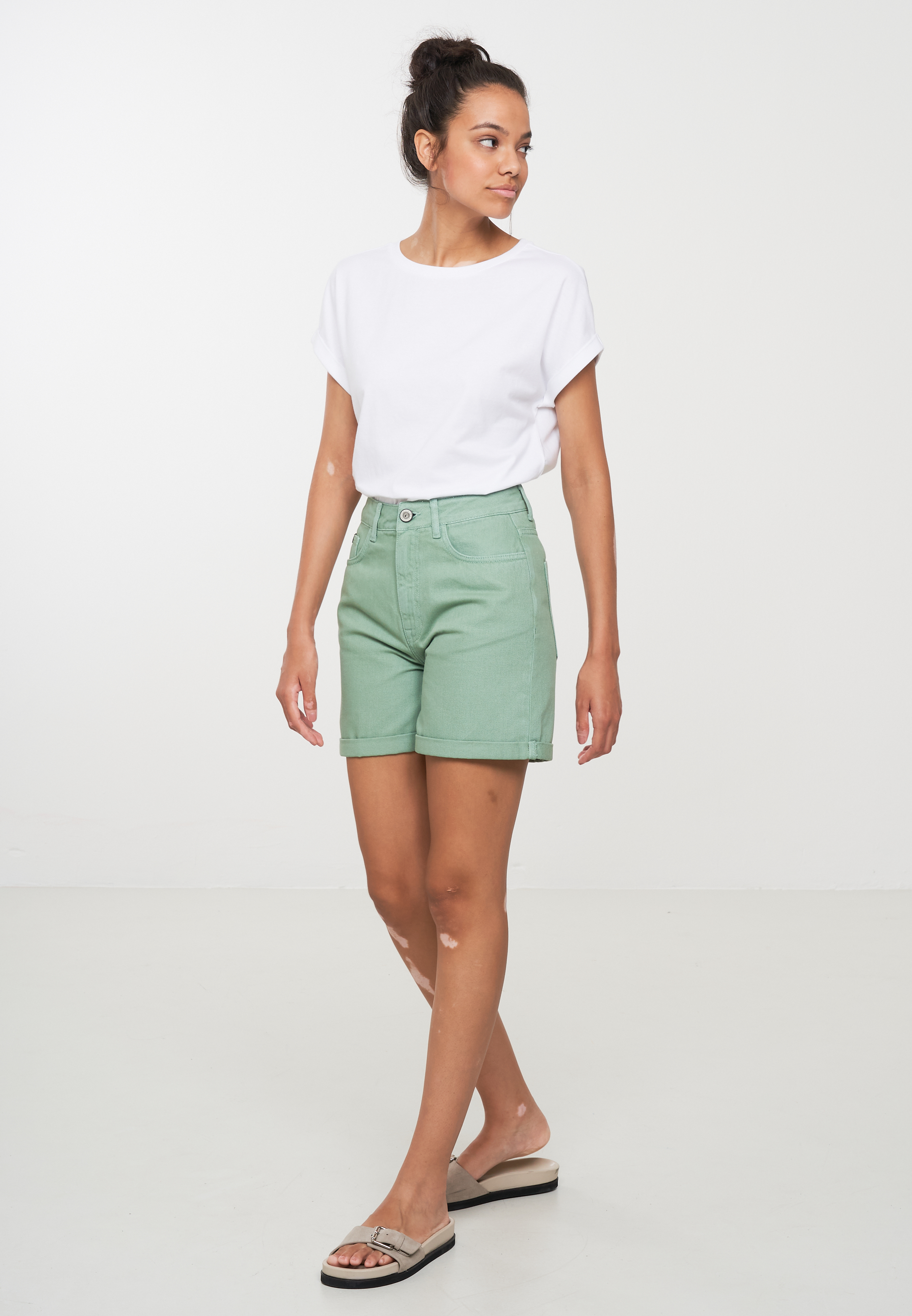 Jeans-Shorts ELODEA leaf green