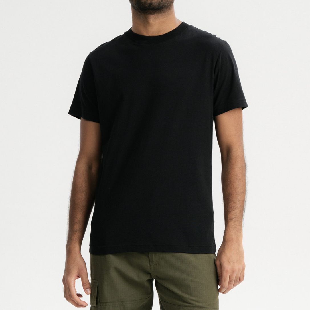 Basic T-Shirt AVAN black