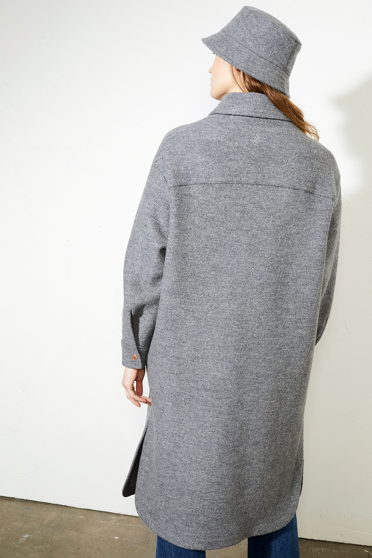 Damen-Hemdjacke aus Wolle Telford Long basalt