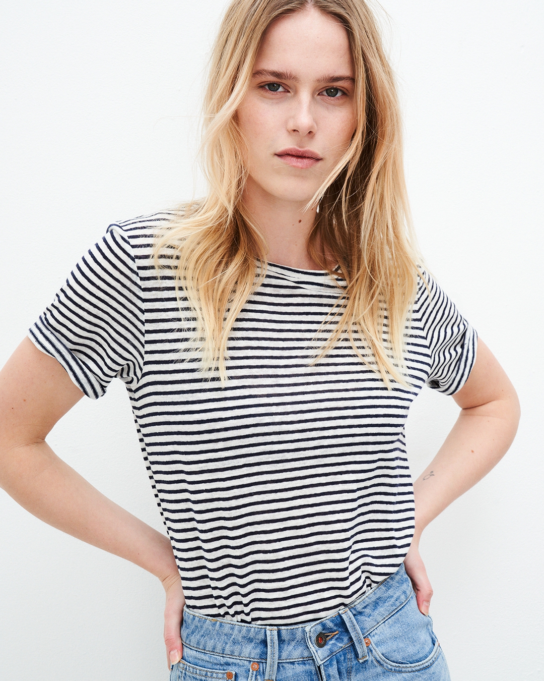 T-Shirt Olivia Striped White-Indigo