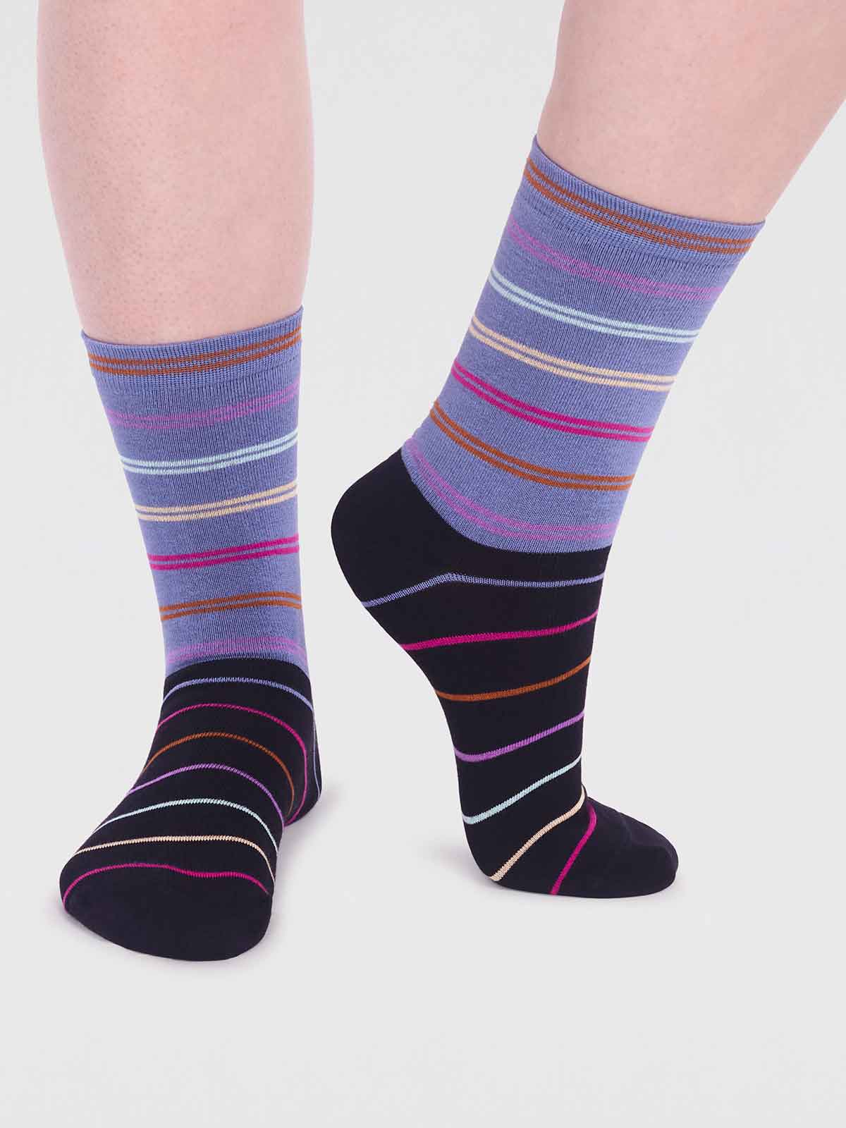 Bambus-Socken Lauryn Stripe Socks Periwinkle Blue