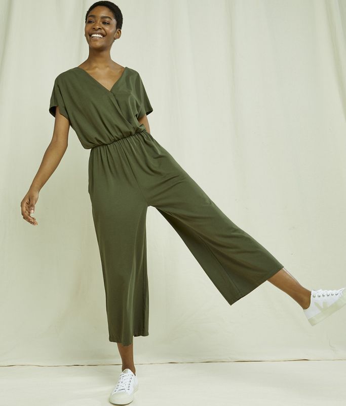 Bequemer Jumpsuit Evelyn in Khaki 