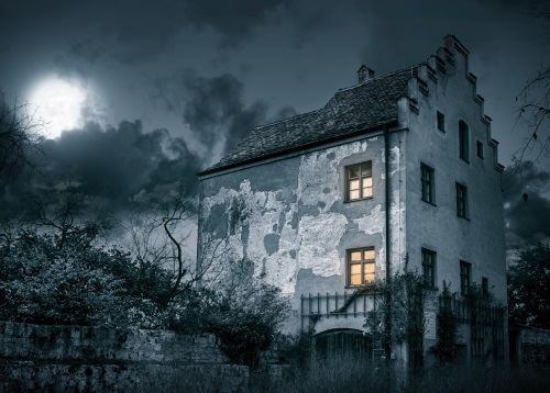 Postkarte "Altes mystisches Haus im Mondlicht"