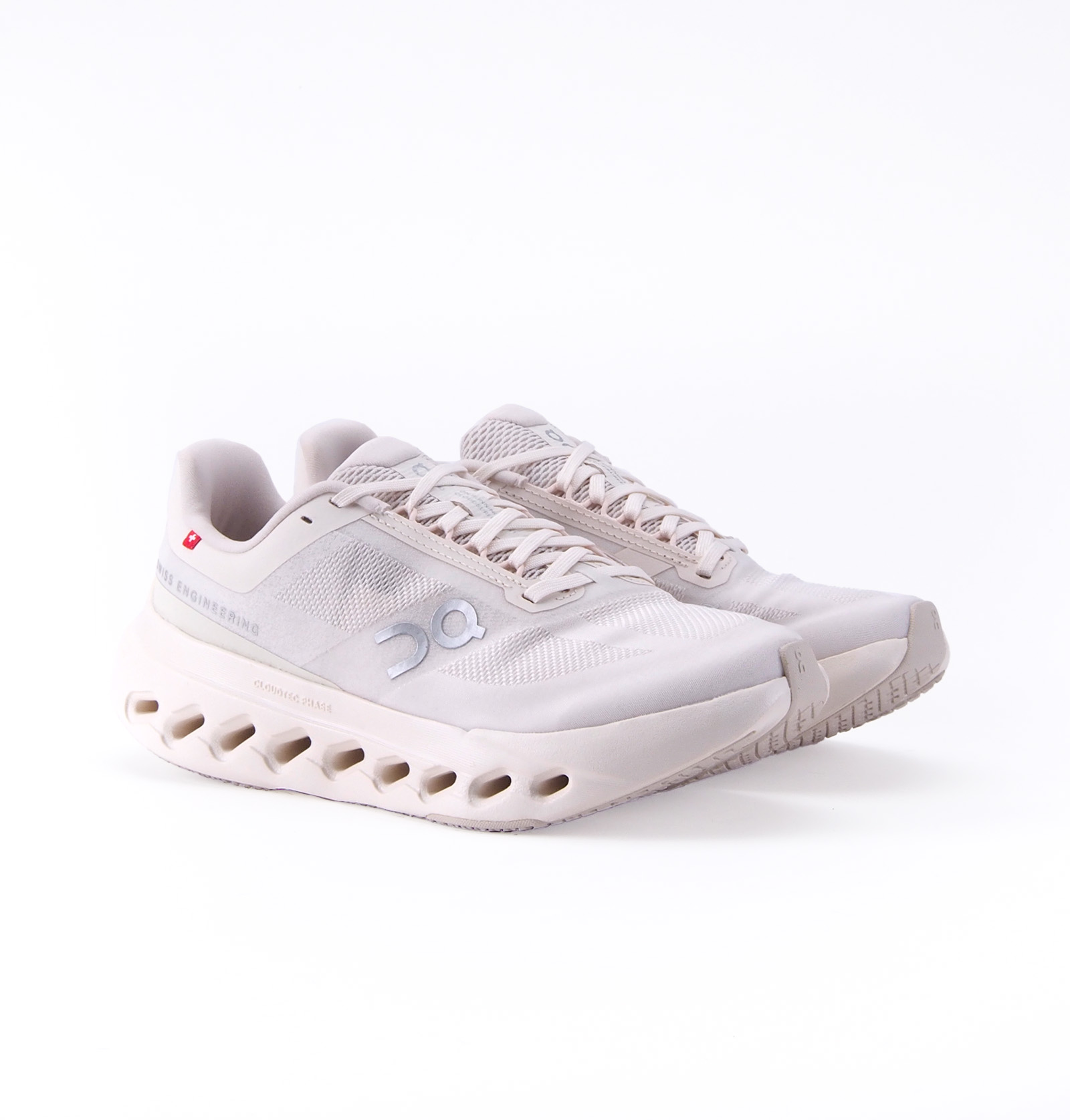 On Cloudsurfer Next W4